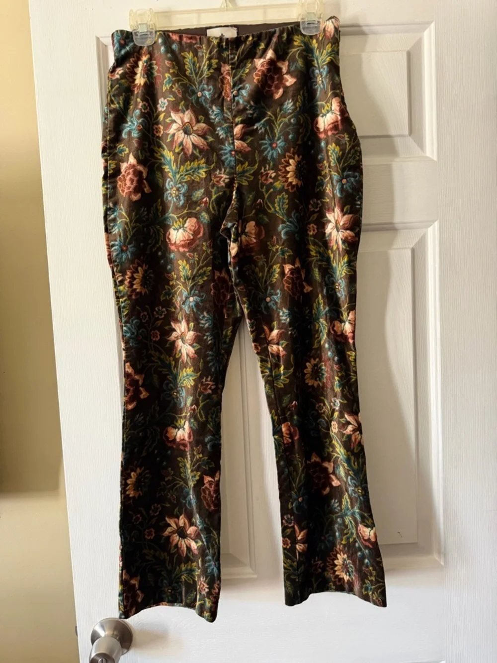 Tuckernuck Hazel Moonflower Velvet Ashford Pants. Size medium. - Picture 3 of 7